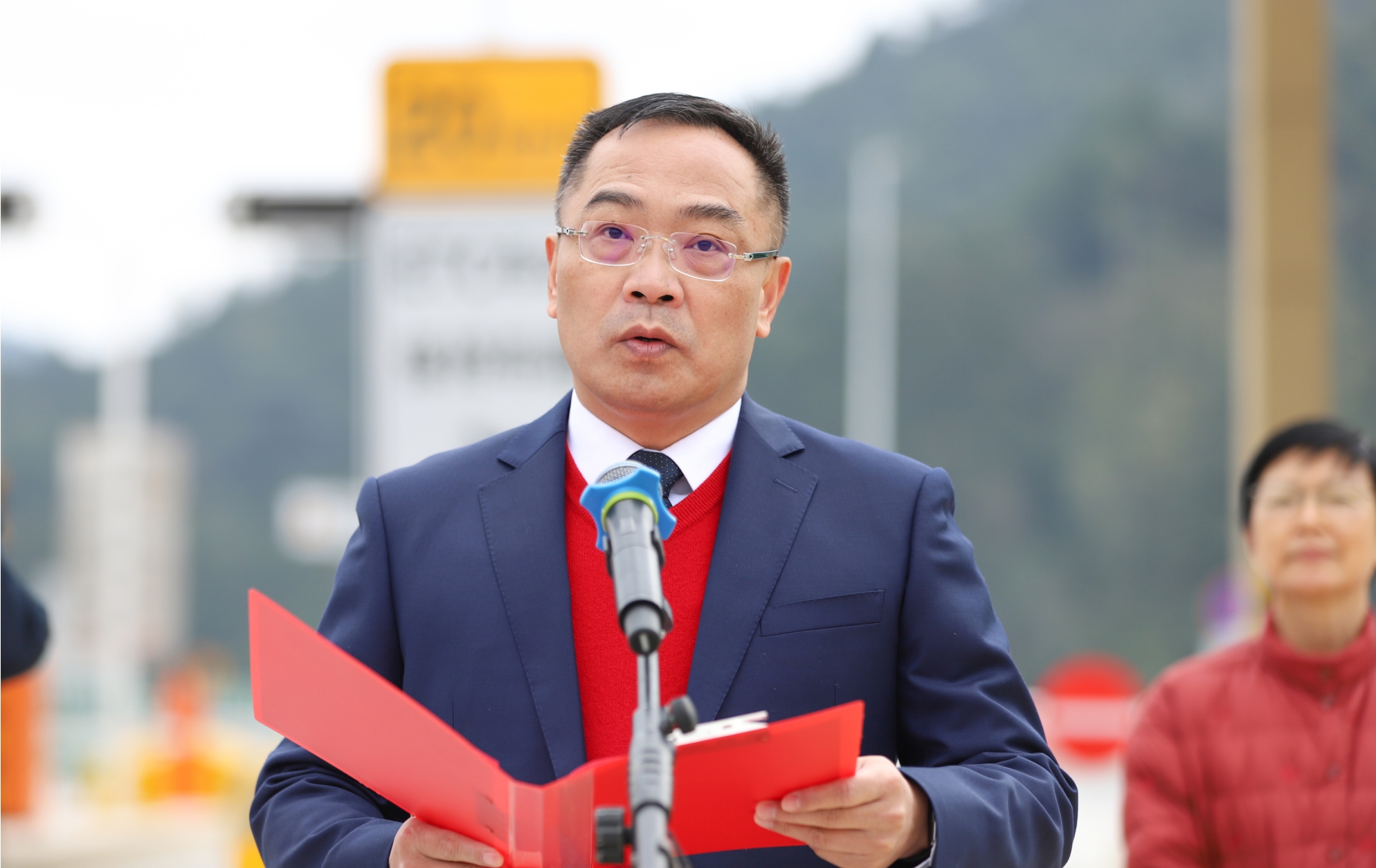 北投集團黨委副書記、副董事長、總經(jīng)理黃學軍_副本.jpg